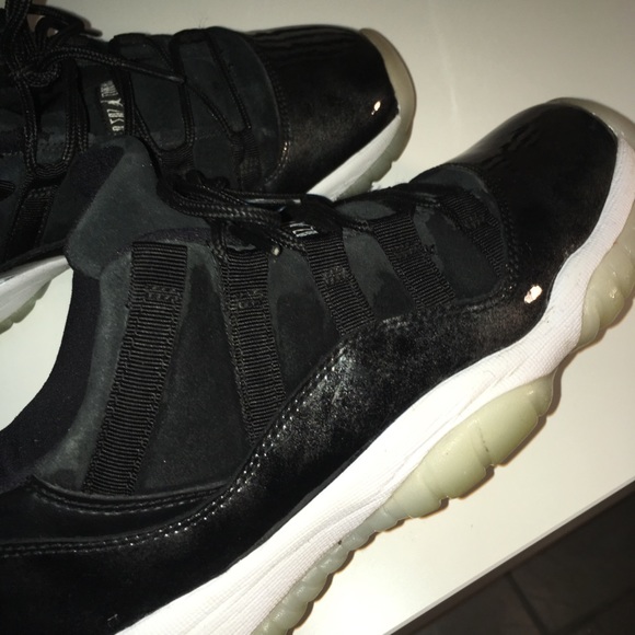 Jordan 11s